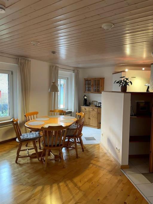 Ferienwohnung Tante Trude บาดครอยซ์นาค ภายนอก รูปภาพ